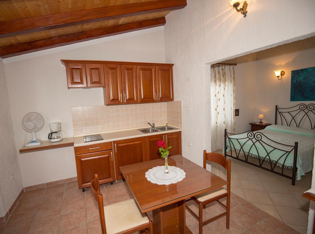 Apartment La Roza ฟุนตานา ภายนอก รูปภาพ